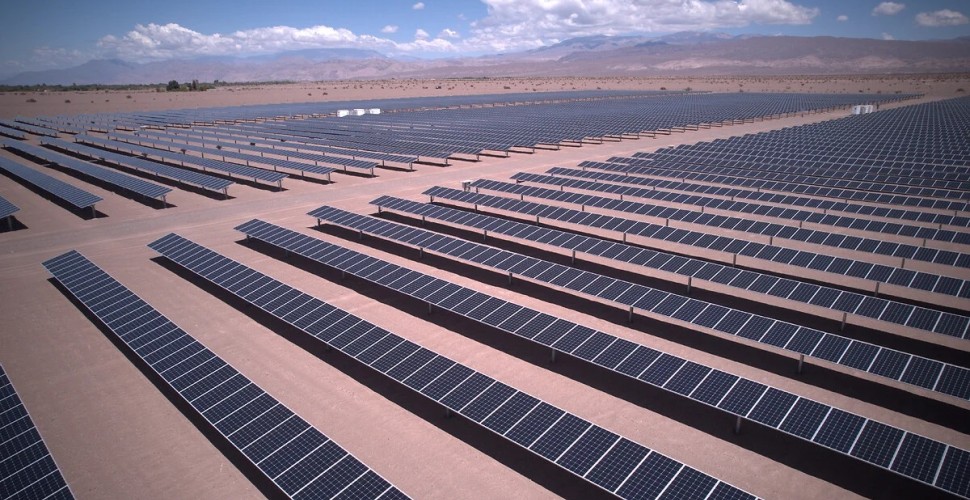 Stellantis apuesta USD$100 mdd a energías renovables en Argentina